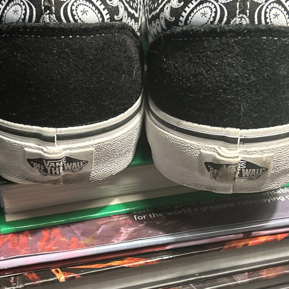 Vans Black And White Skulls And Paisley Collab 9.5 Men's CLEAN - Picture 4 of 13